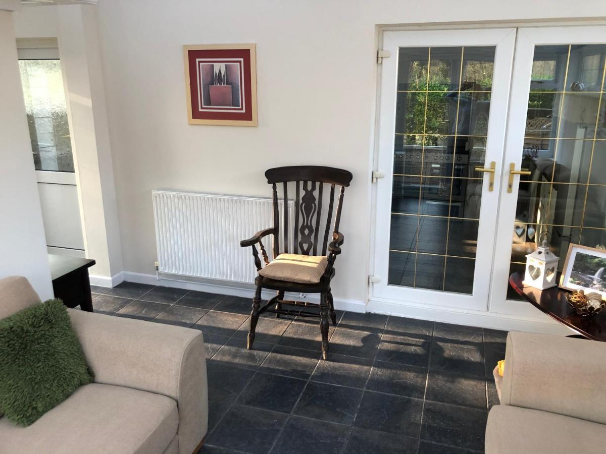 3-Bed House Waterfall Country Brecon Beacons Pontneddfechan Extérieur photo