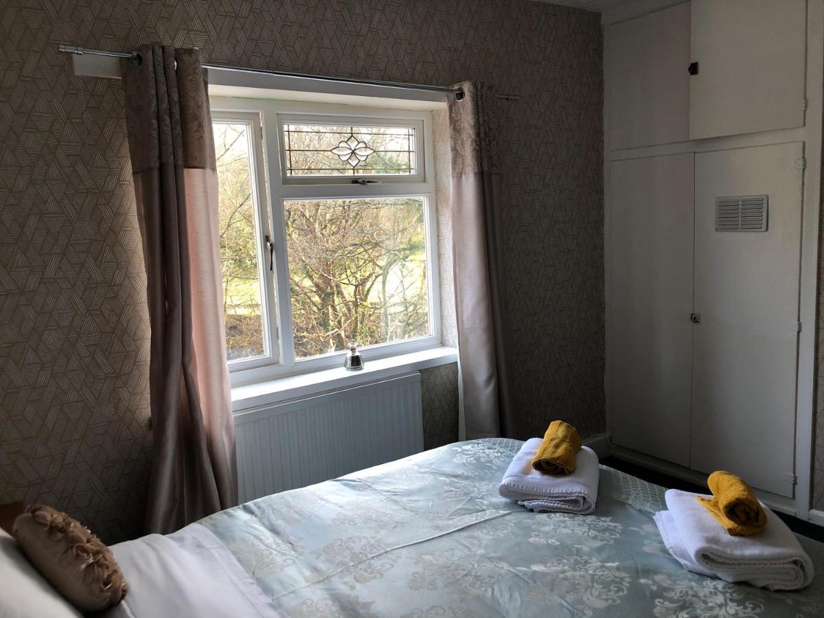 3-Bed House Waterfall Country Brecon Beacons Pontneddfechan Extérieur photo