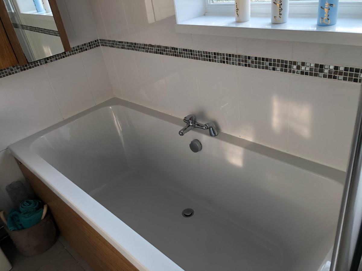 3-Bed House Waterfall Country Brecon Beacons Pontneddfechan Extérieur photo